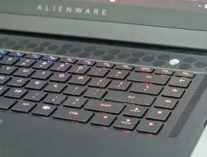 New Laptop Alienware M17x R2 16GB Intel Core I7 SSD 1T