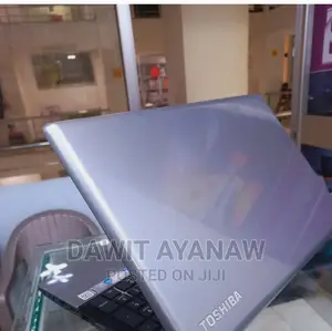 New Laptop Toshiba Satellite C55 8GB Intel Core I3 HDD 750GB