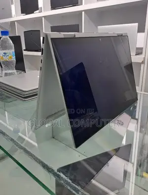 New Laptop HP Envy 15-Ep0xxx 8GB Intel Core I5 SSD 256GB