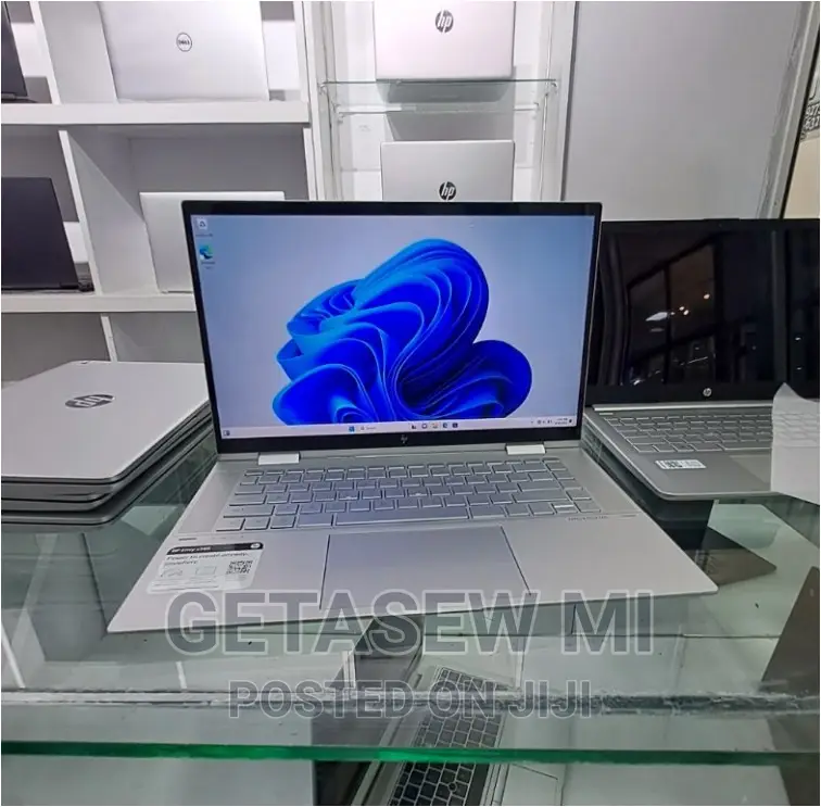 New Laptop HP Envy X360 8GB Intel Core I5 SSD 256GB