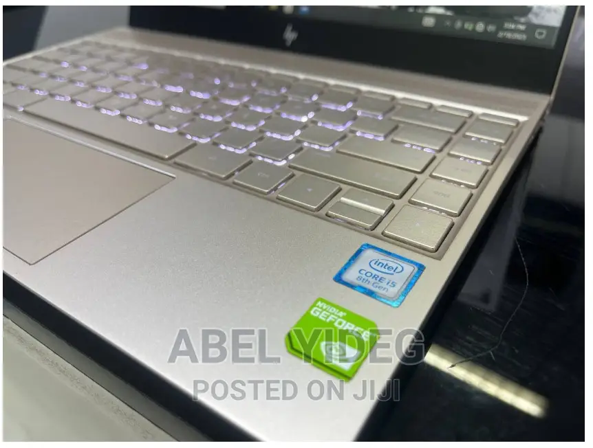 New Laptop HP Envy 14 8GB Intel Core I5 SSD 256GB