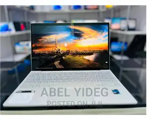 New Laptop HP Envy 13 8GB Intel Core I5 SSD 256GB