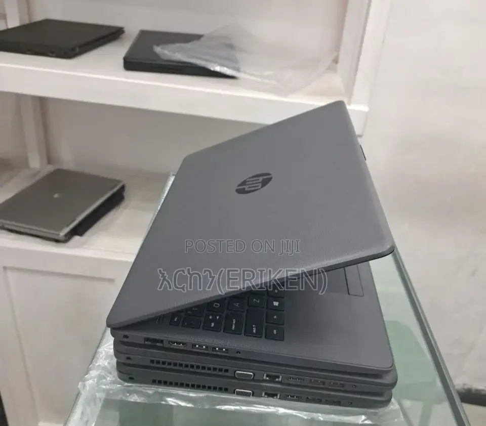 New Laptop HP Stream Notebook 8GB Intel Core I7 HDD 1T