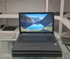 New Laptop HP Stream Notebook 8GB Intel Core I7 HDD 1T