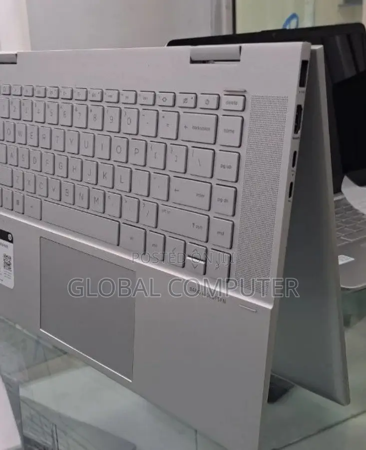 New Laptop HP Envy 15 8GB Intel Core I7 SSD 256GB