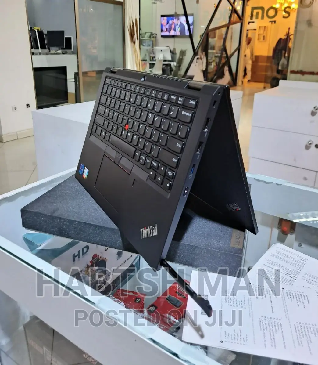 New Laptop Lenovo ThinkPad Yoga 16GB Intel Core I7 SSD 512GB