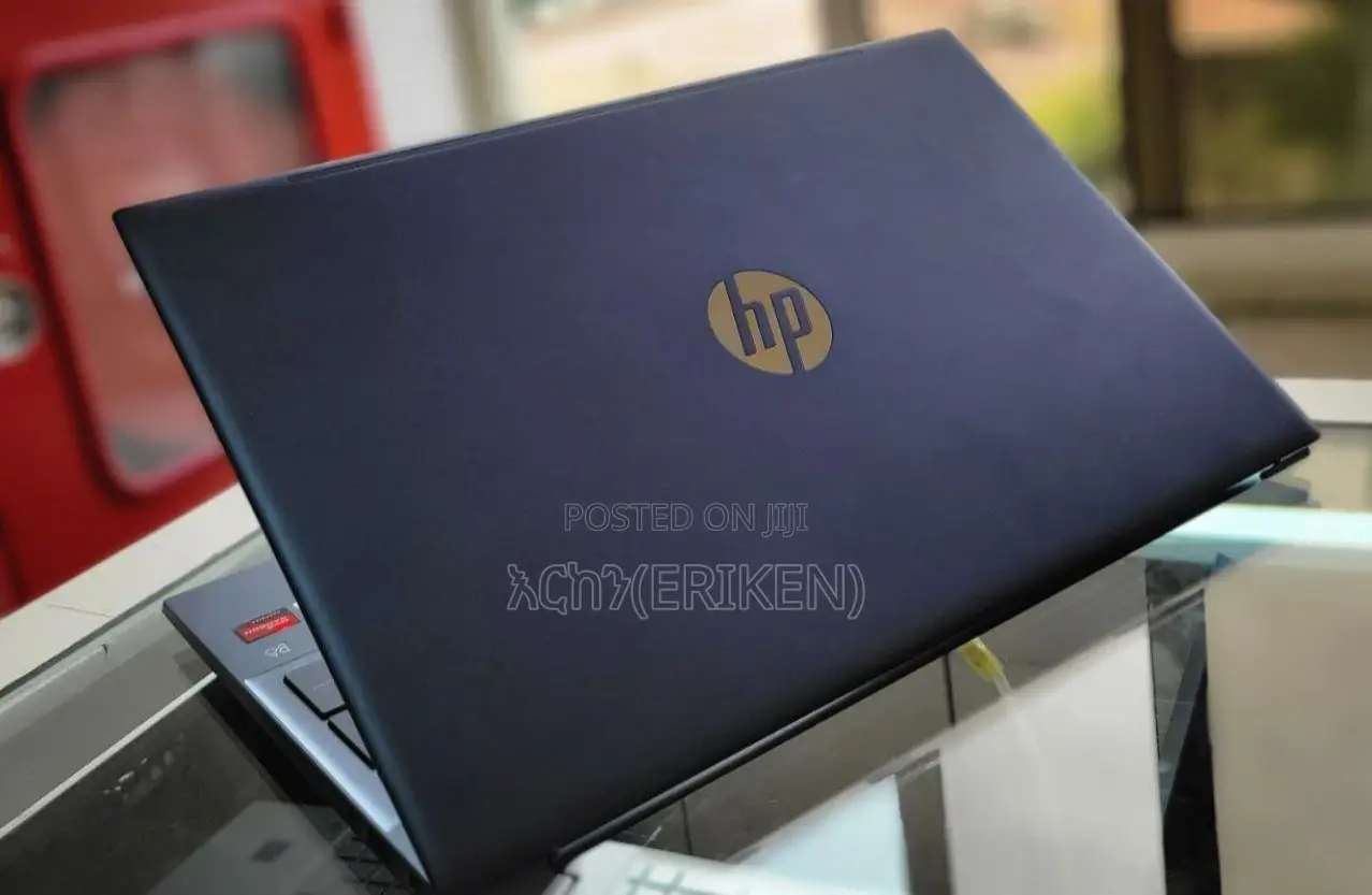 New Laptop HP Pavilion 15 8GB AMD Ryzen 7 SSD 512GB