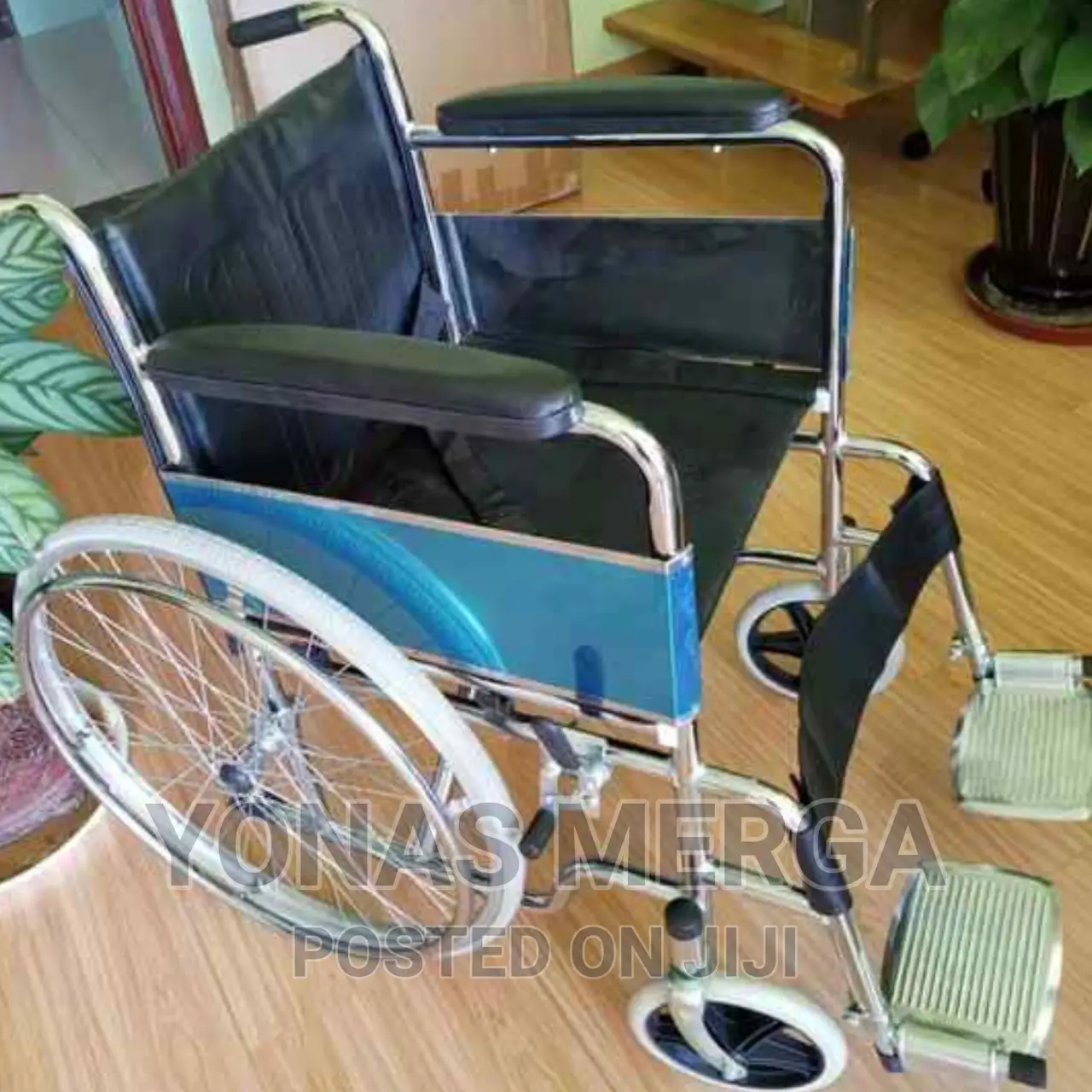 Wheelchair,Weight Capacity:251 to 350 Lbs,Model BT9728