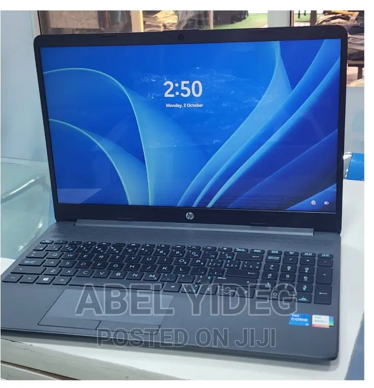 New Laptop HP Stream Notebook 8GB Intel Core I5 HDD 1T