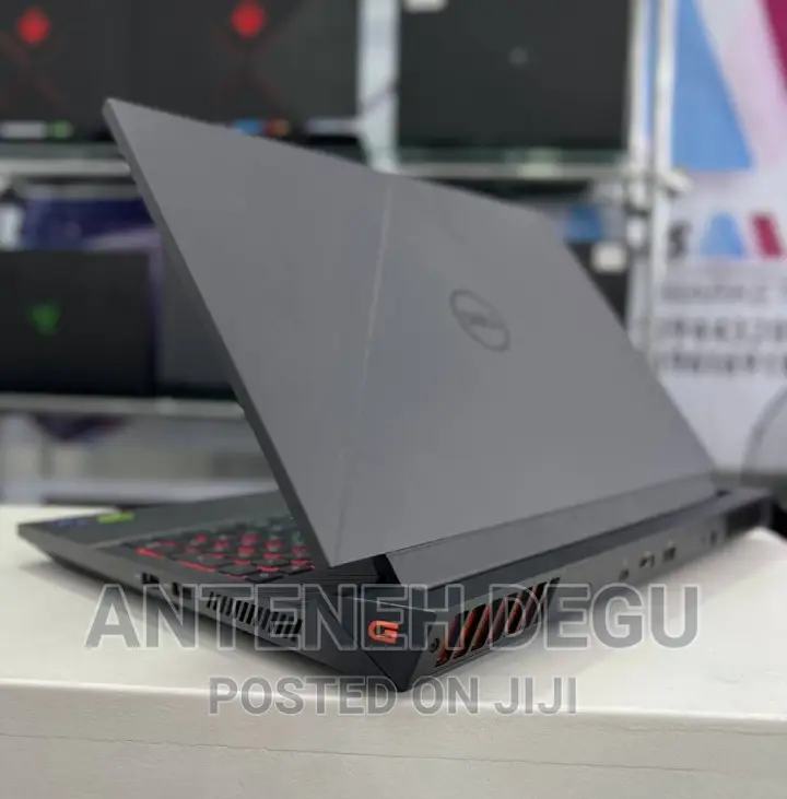 New Laptop Dell G15 5511 16GB Intel Core I9 SSD 1T