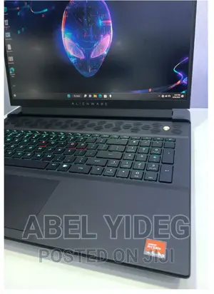 New Laptop Alienware Area-51m 32GB AMD Ryzen 9 SSD 1T