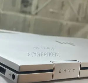 New Laptop HP Envy X360 8GB Intel Core I5 SSD 512GB