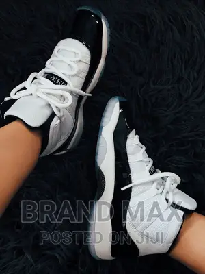 Photo - Air Jordan 11 'Concord '! Premium Quality