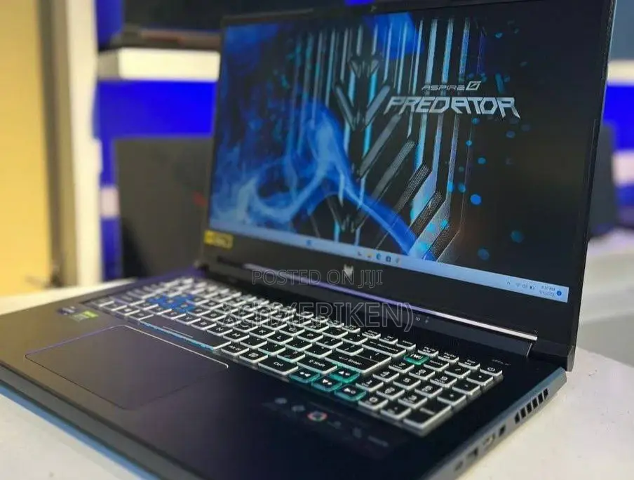 New Laptop Acer Predator Helios 300 16GB Intel Core I9 SSD 512GB
