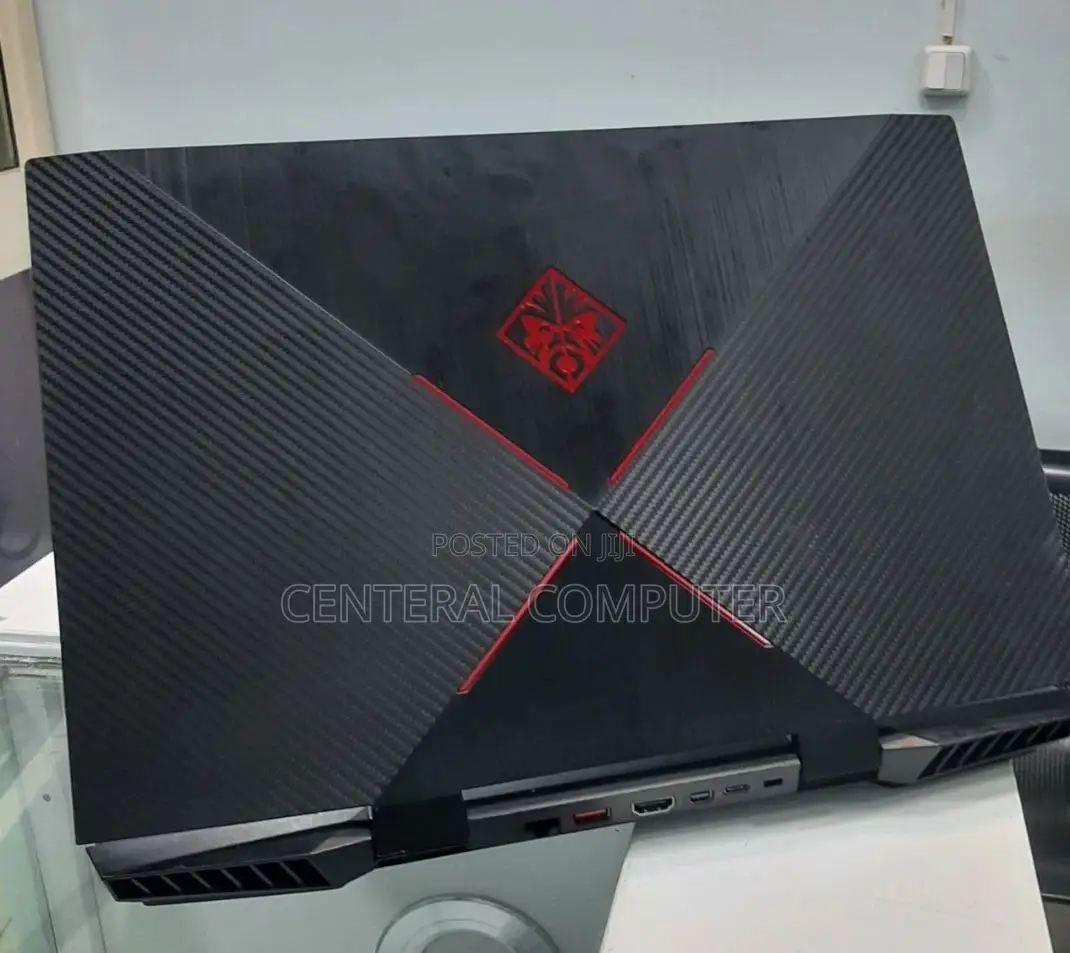 New Laptop HP Omen 17t 16GB Intel Core I7 SSD 1T