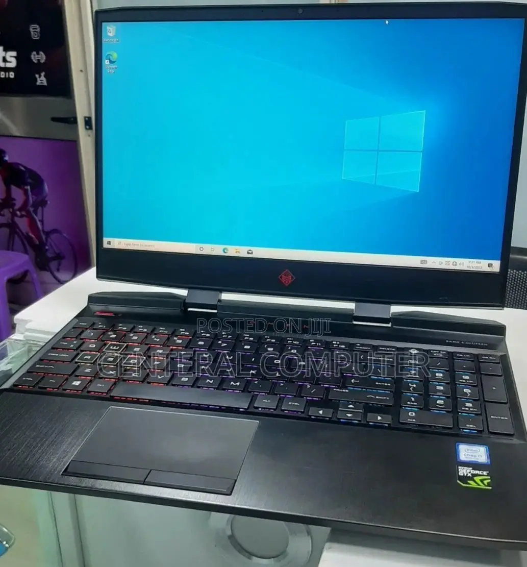 New Laptop HP Omen 17t 16GB Intel Core I7 SSD 1T