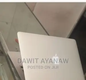 New Laptop Apple MacBook Air 2015 8GB Intel Core I5 SSD 128GB