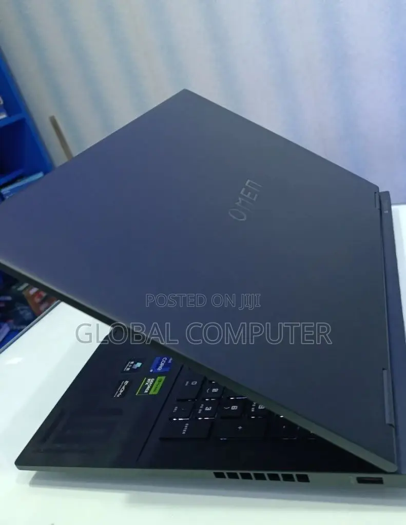 New Laptop HP Omen 15 16GB Intel Core I9 SSD 1T