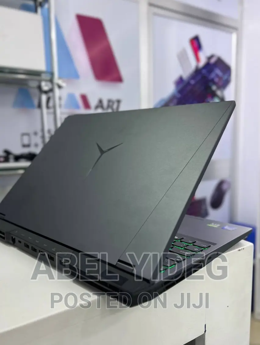 New Laptop Lenovo 16GB Intel Core I9 SSD 1T