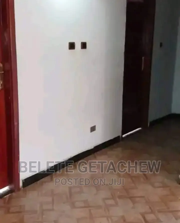 1bdrm Condo in ቦሌ አራብሳ ኮንዶሚኒየም, Bole for sale