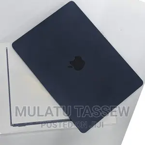 New Laptop Apple MacBook Air 2022 M2 8GB Intel Core I7 SSD 256GB