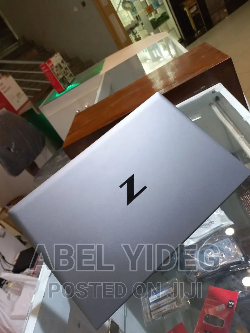 New Laptop HP ZBook 14 16GB Intel Core i7 SSD 1T
