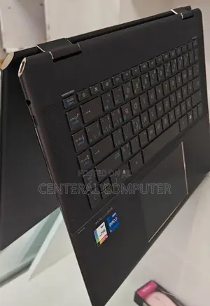 Photo - New Laptop HP Spectre 14 16GB Intel Core I7 SSD 1T