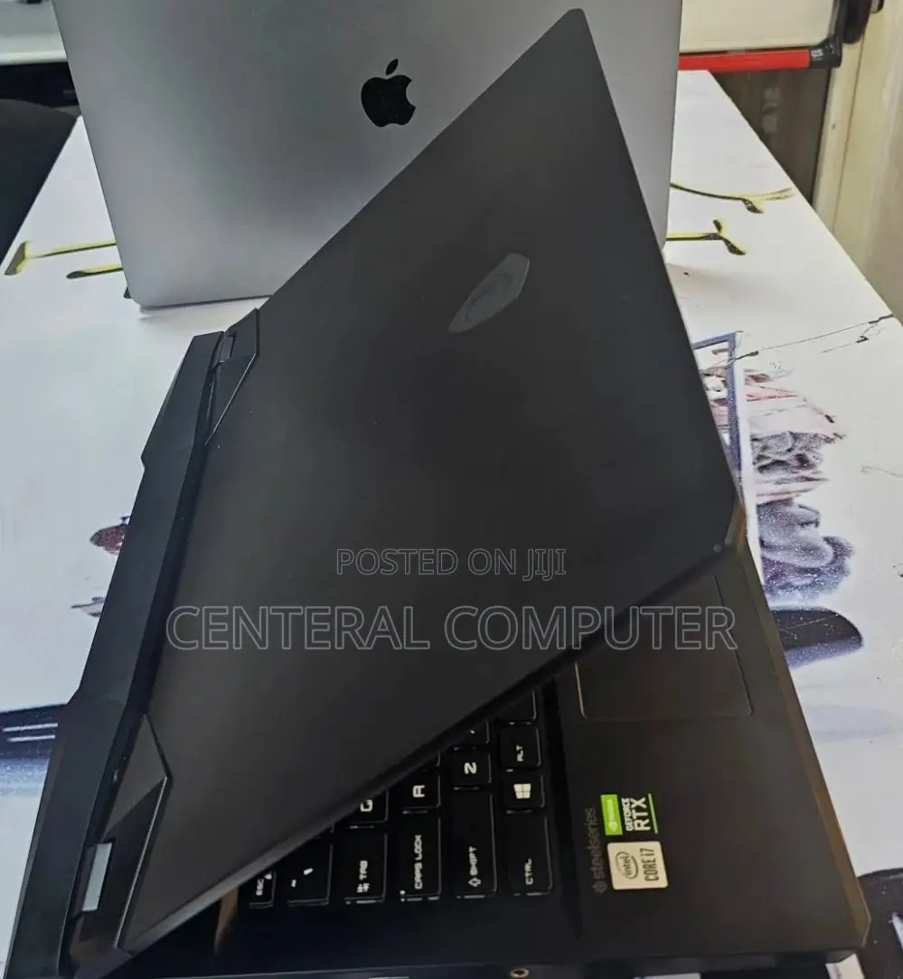 New Laptop MSI GP75 Leopard 16GB Intel Core I7 SSD 1T