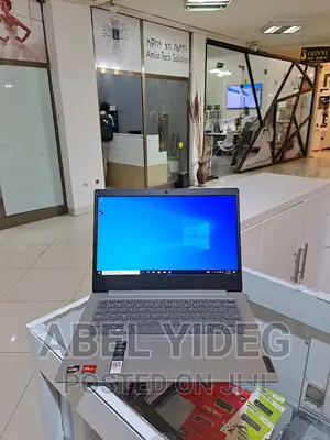 New Laptop Lenovo Ideapad 3 8GB AMD Ryzen 5 HDD 500GB