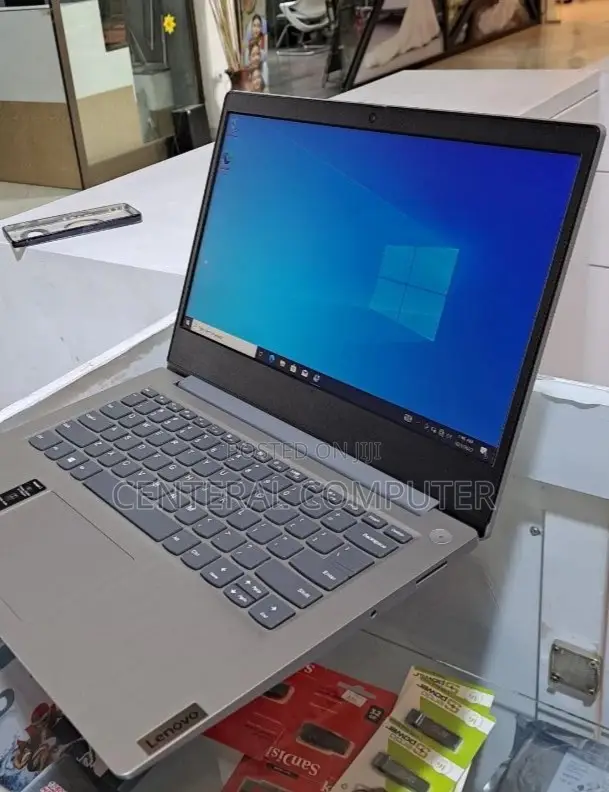 New Laptop Lenovo IdeaPad Z580 8GB Intel Core I7 SSD 512GB