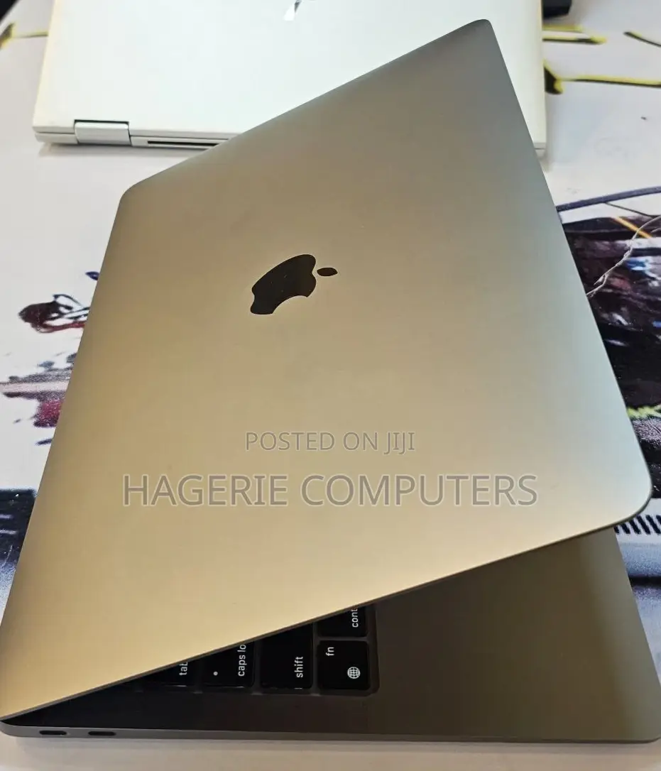 New Laptop Apple MacBook Air 8GB Apple M1 SSD 256GB