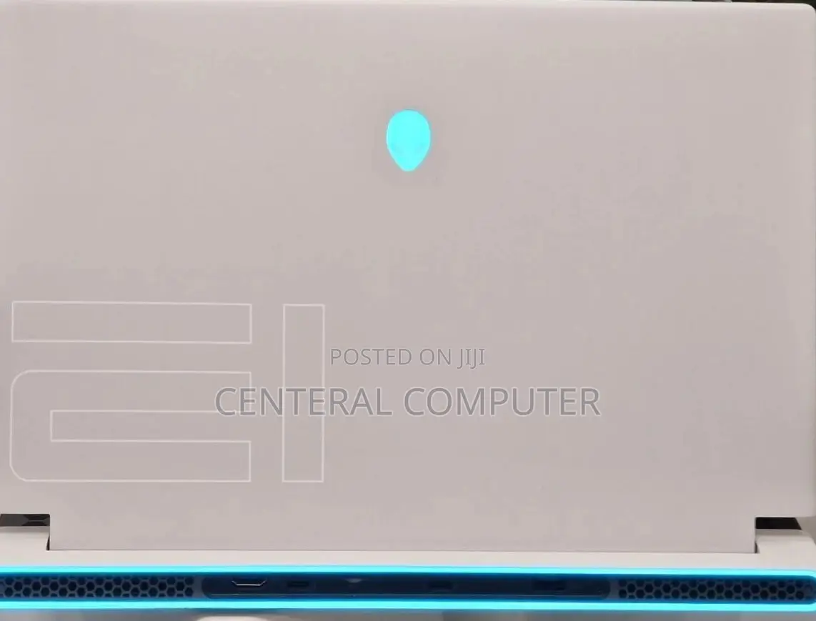 New Laptop Alienware Area-51m 8GB Intel Core I7 SSD 1T