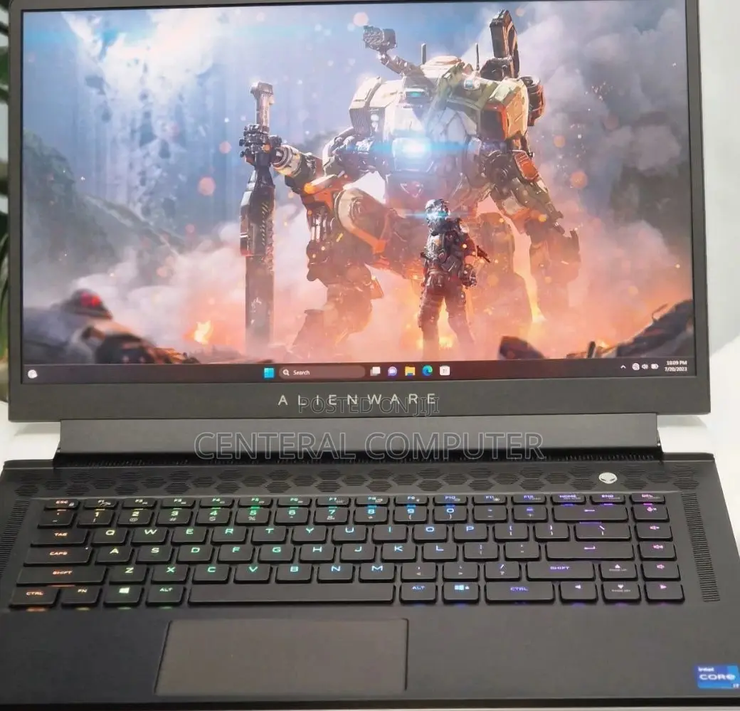 New Laptop Alienware Area-51m 8GB Intel Core I7 SSD 1T