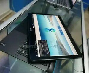 New Laptop Dell Inspiron 13 7359 8GB Intel Core I5 SSD 256GB