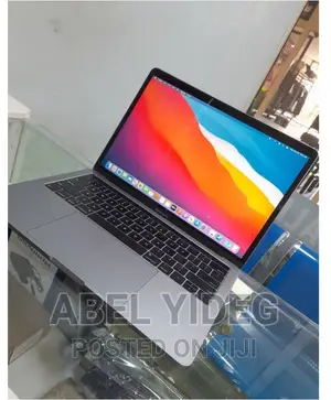 New Laptop Apple MacBook Pro 2020 8GB SSD 256GB