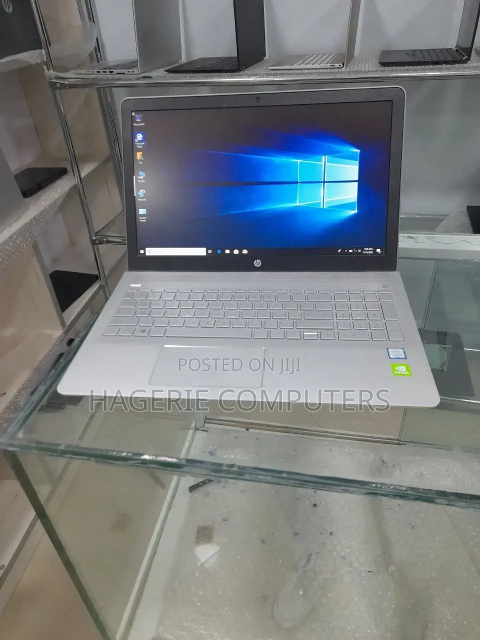 New Laptop HP Pavilion 11 8GB Intel Core I5 HDD 500GB