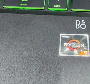 New Laptop HP Pavilion 17 16GB AMD Ryzen 5 SSD 512GB