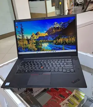 Photo - New Laptop Lenovo ThinkPad X1 Carbon 16GB Intel Core I7 SSD 512GB