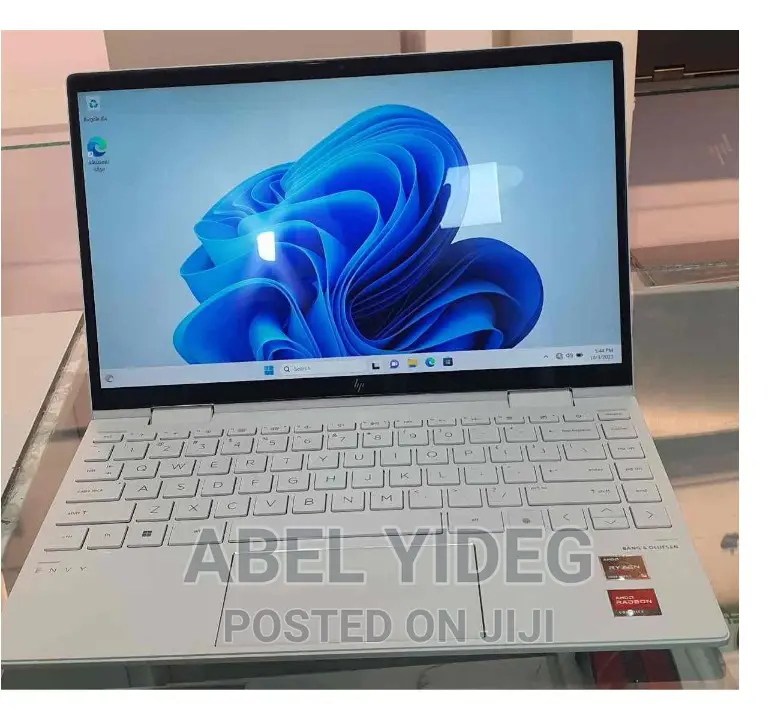 New Laptop HP Envy X360 8GB AMD Ryzen 5 SSD 512GB