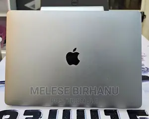 New Laptop Apple MacBook Air 2020 M1 8GB Intel Core I7 SSD 256GB