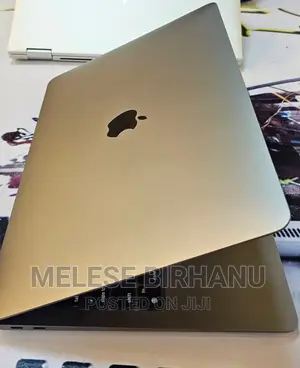 New Laptop Apple MacBook Air 2020 M1 8GB Intel Core I7 SSD 256GB