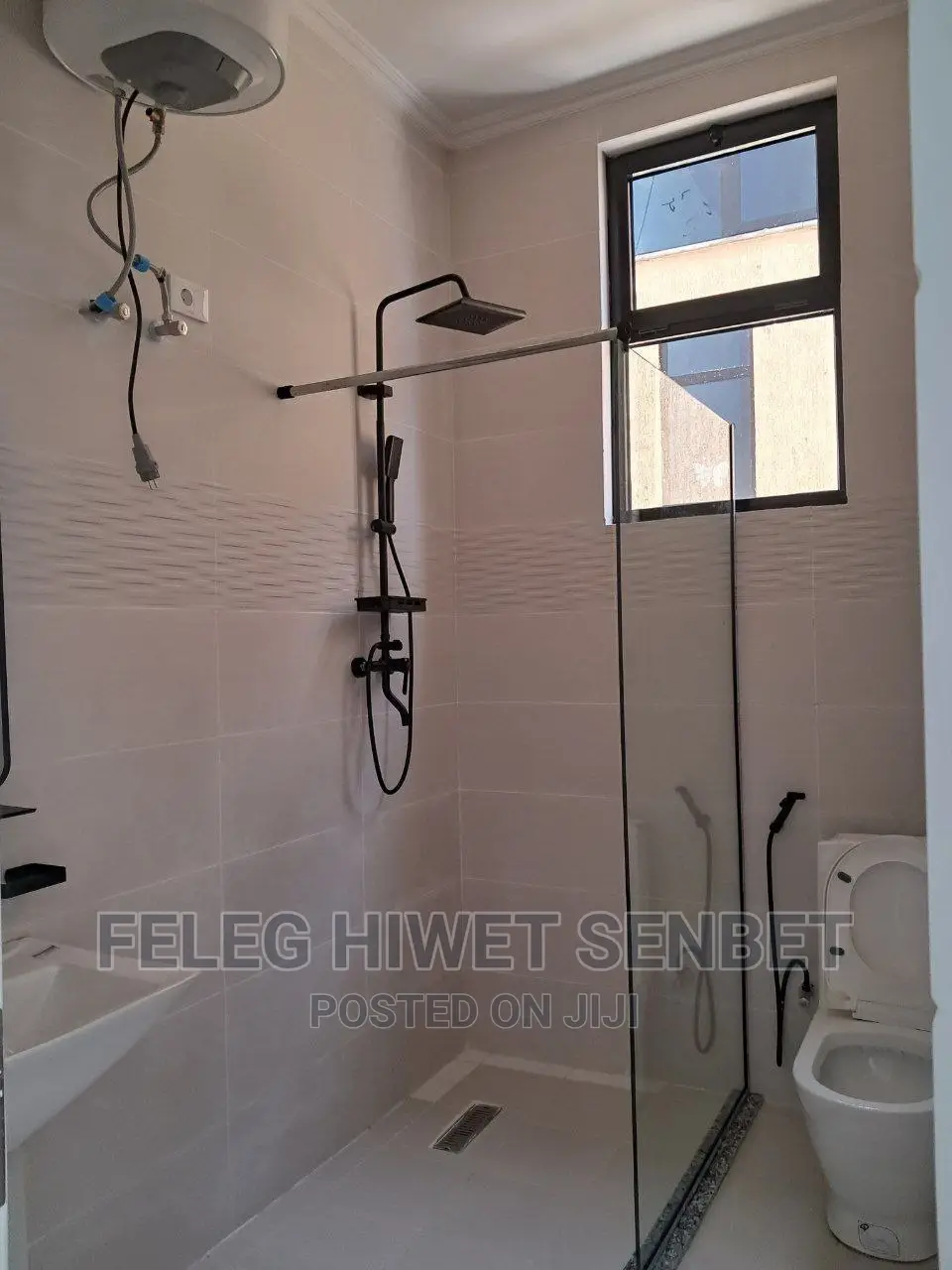 Furnished 7bdrm House in አአ, Bole for sale