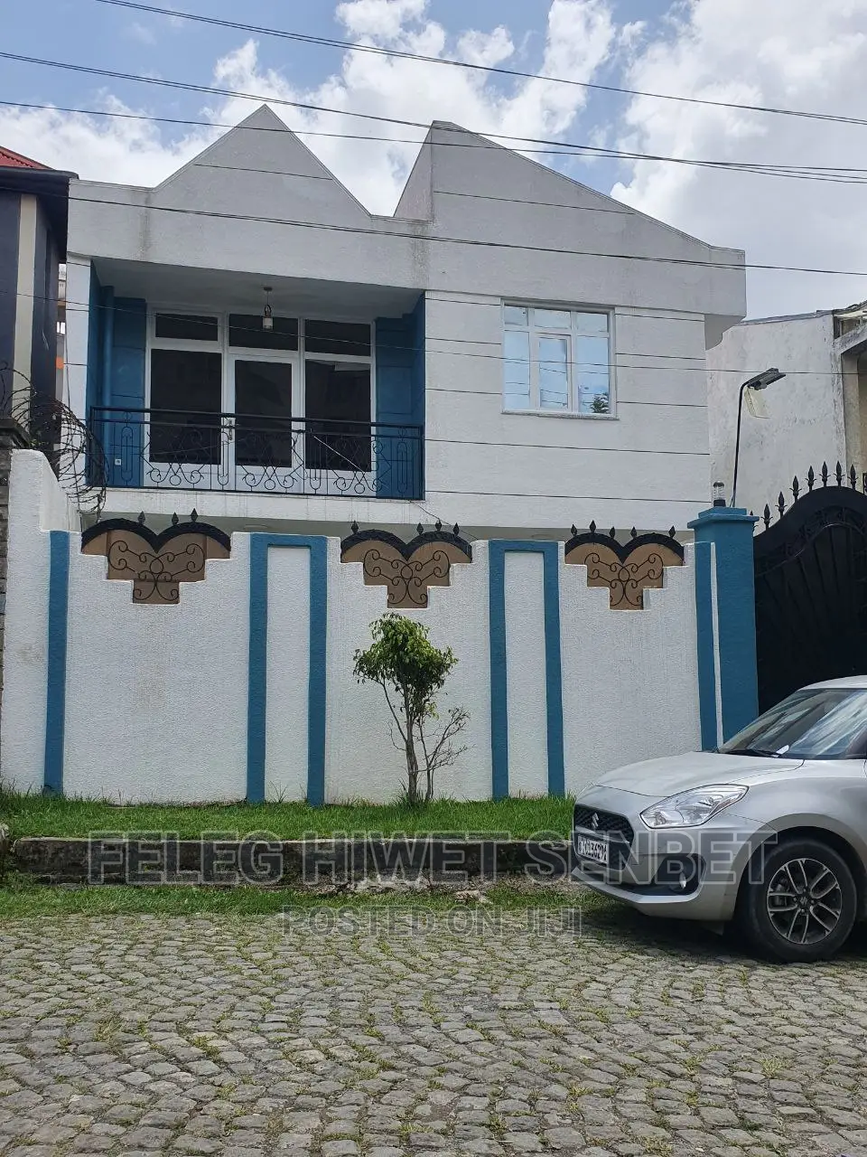 Furnished 5bdrm House in አአ, Bole for sale