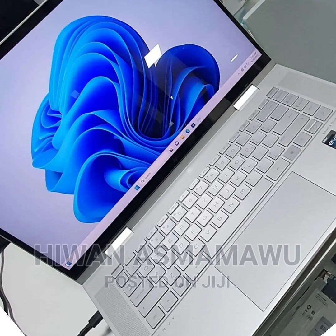 New Laptop HP Envy X360 16GB Intel Core I7 SSD 512GB