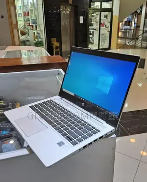 New Laptop HP 250 G7 8GB Intel Core I7 SSD 512GB