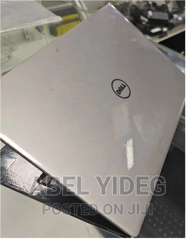 New Laptop Dell XPS 13 8GB Intel Core I5 SSD 256GB