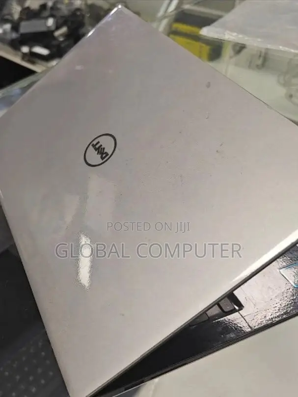 New Laptop Dell XPS 13 (L321X) 8GB Intel Core I5 SSD 256GB