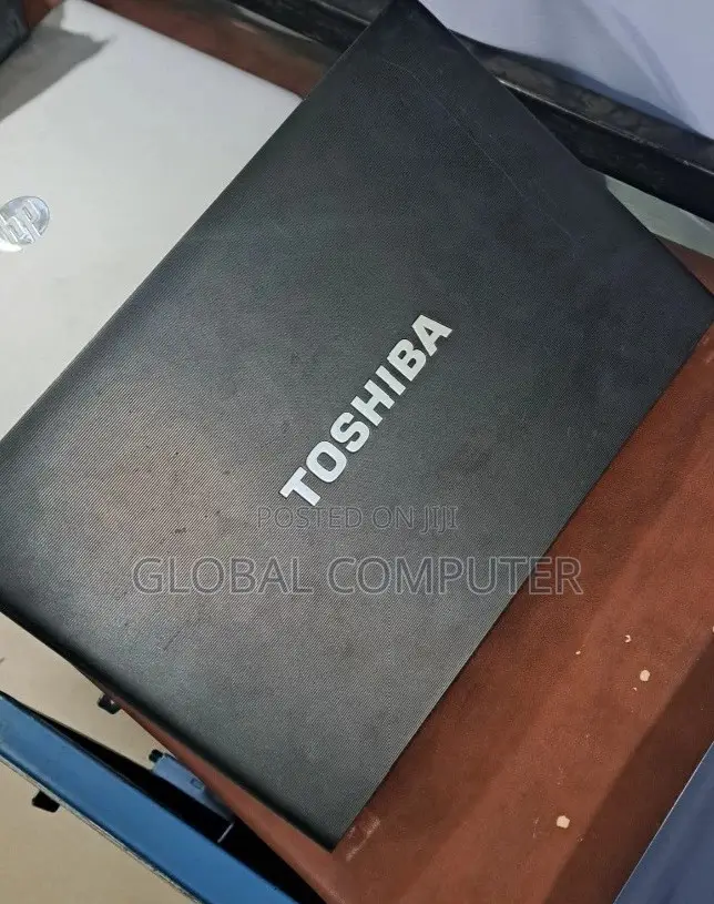 Laptop Toshiba Tecra A50 4GB Intel Core 2 Quad HDD 500GB