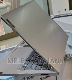 New Laptop Lenovo 8GB AMD Ryzen 5 HDD+SSD 500GB