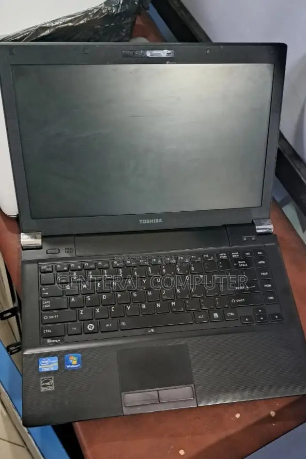 New Laptop Toshiba Tecra R950 4GB Intel Core I5 SSD 128GB